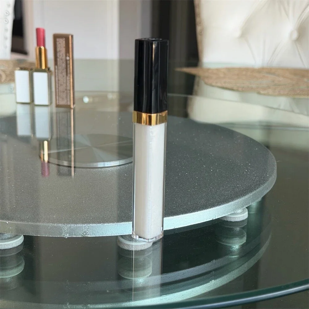 CHANEL Rouge Coco Hydra Gloss Lip Gloss 462 Pearly White Iridescent